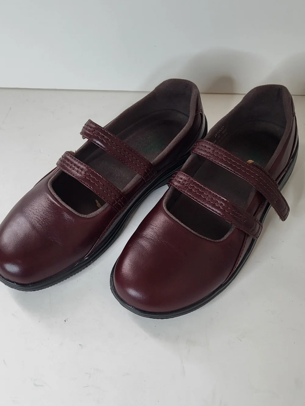 New Propet Women's Burgundy Mary Jane Flats